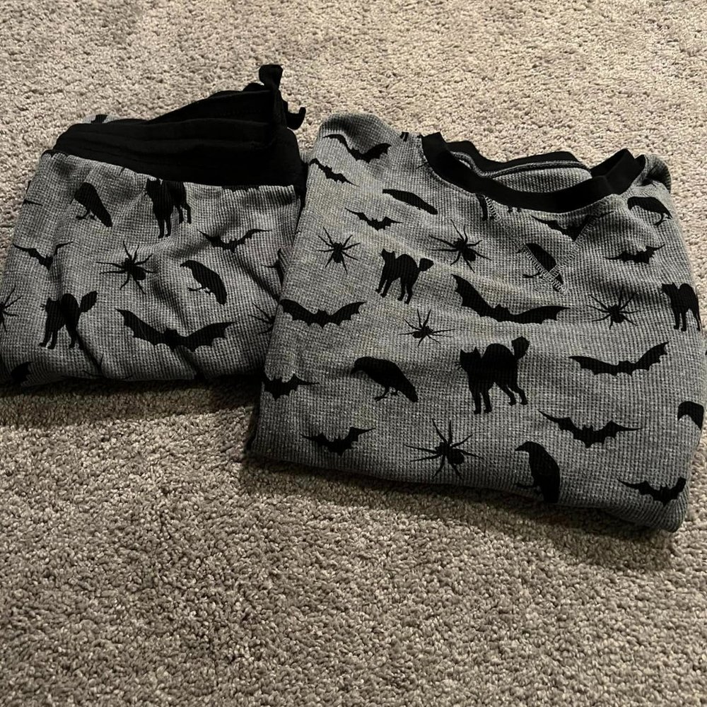 Black Matter Halloween Pajama Set - Large Crop Top